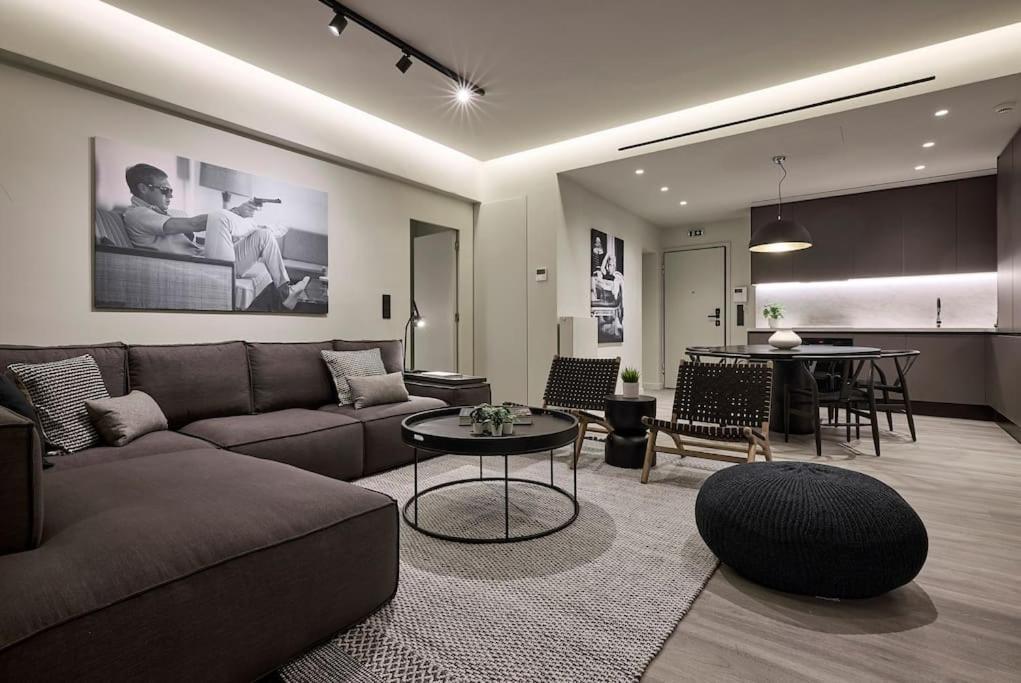 Metropolitan Grand Apartment *