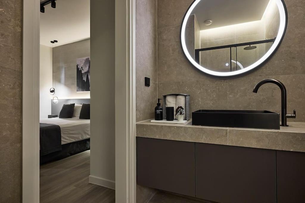 Metropolitan Grand Athens
